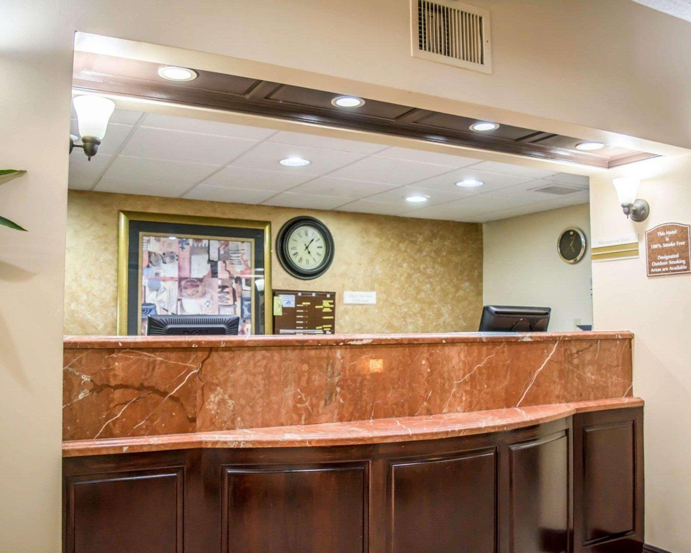 Clarion Pointe Tampa-Brandon Near Fairgrounds And Casino Hotel Mango Exterior photo